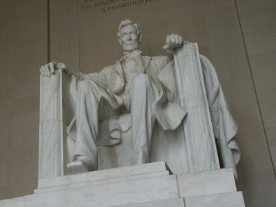 Lincoln.jpg - 30120 Bytes